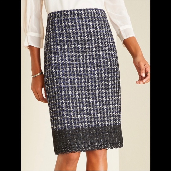 Ann Taylor Dresses & Skirts - NWT Ann Taylor Tweed Lace Hem Pencil Skirt - Size 12